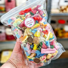 Load image into Gallery viewer, Create Your Own 250g Sweet Pouch (5 Fillings)