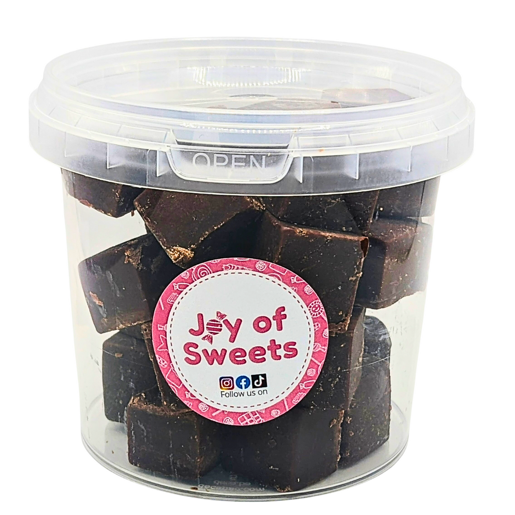 Chocolate Fudge 250g Grab Tub sweets pick n mix from joyofsweets.com