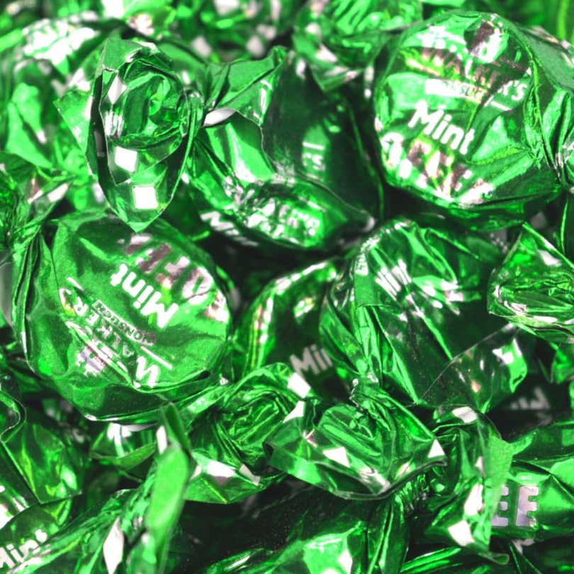 Walker's Mint Toffees (100g)